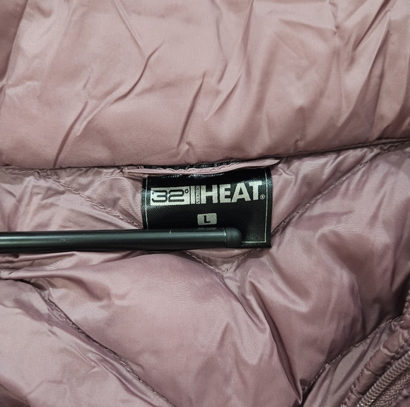 32 Degrees Packable Puffer Vest in Pink Chevron Women’s Size L - Picture 3 of 3